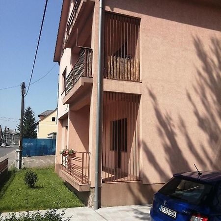 Apartamento Ika-M Bihać Exterior foto